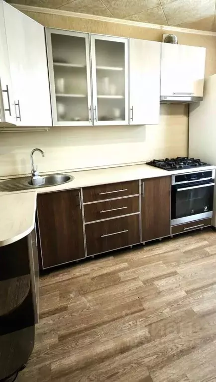 3-к кв. Омская область, Омск Московка-2 мкр, ул. Ярослава Гашека, 5/2 ... - Фото 1