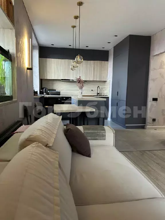 Продается 3-комнатная квартира - Фото 2