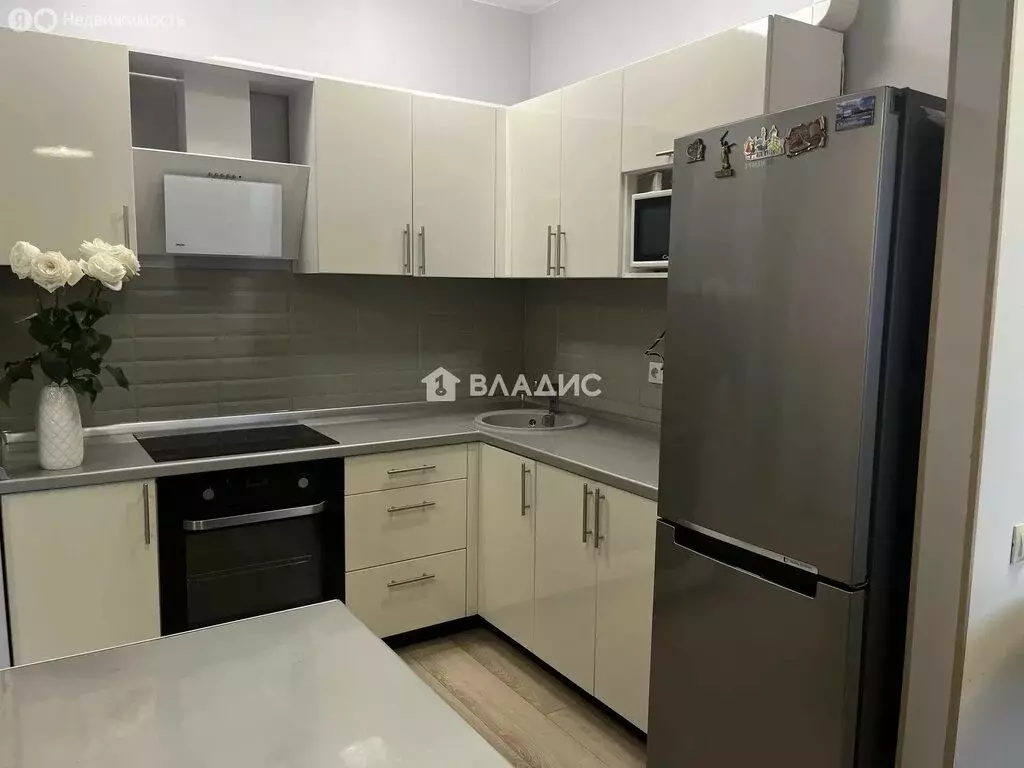Квартира-студия: Белгород, Каштановая улица, 12 (27.7 м) - Фото 1