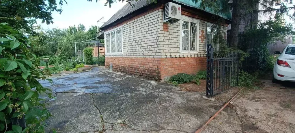 Дом в Саратовская область, Энгельсский район, Красноярское ... - Фото 1