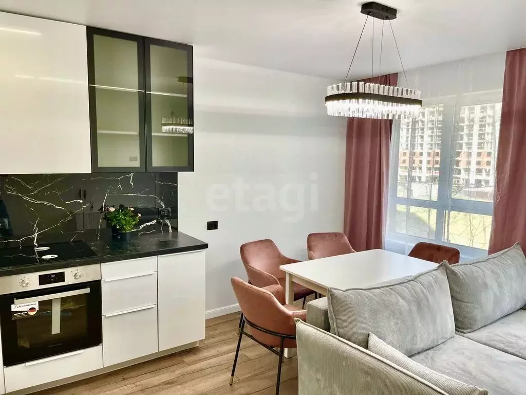 2-к кв. Татарстан, Казань ул. Братьев Батталовых, 20А (60.6 м) - Фото 2