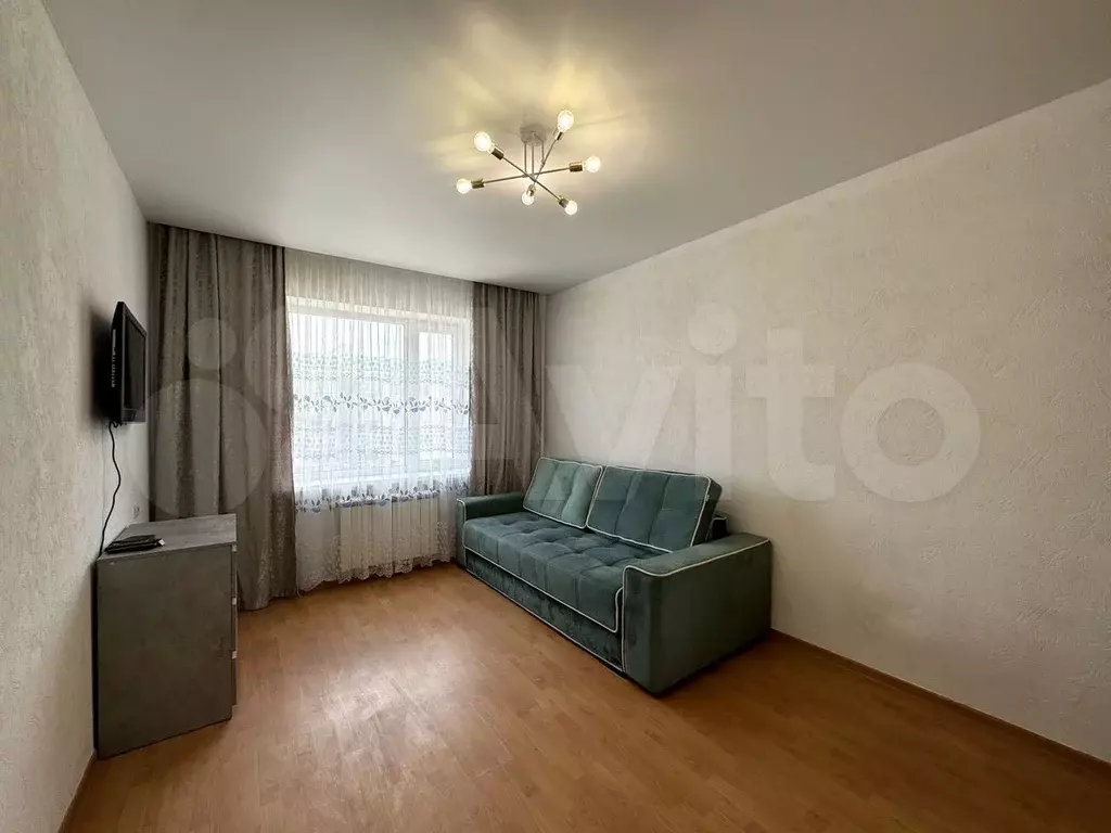 1-к. квартира, 35 м, 4/10 эт. - Фото 1