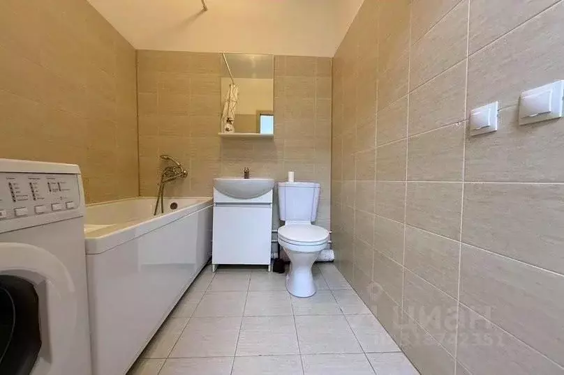 2-к кв. Свердловская область, Екатеринбург ул. Степана Разина, 2 (25.0 ... - Фото 1