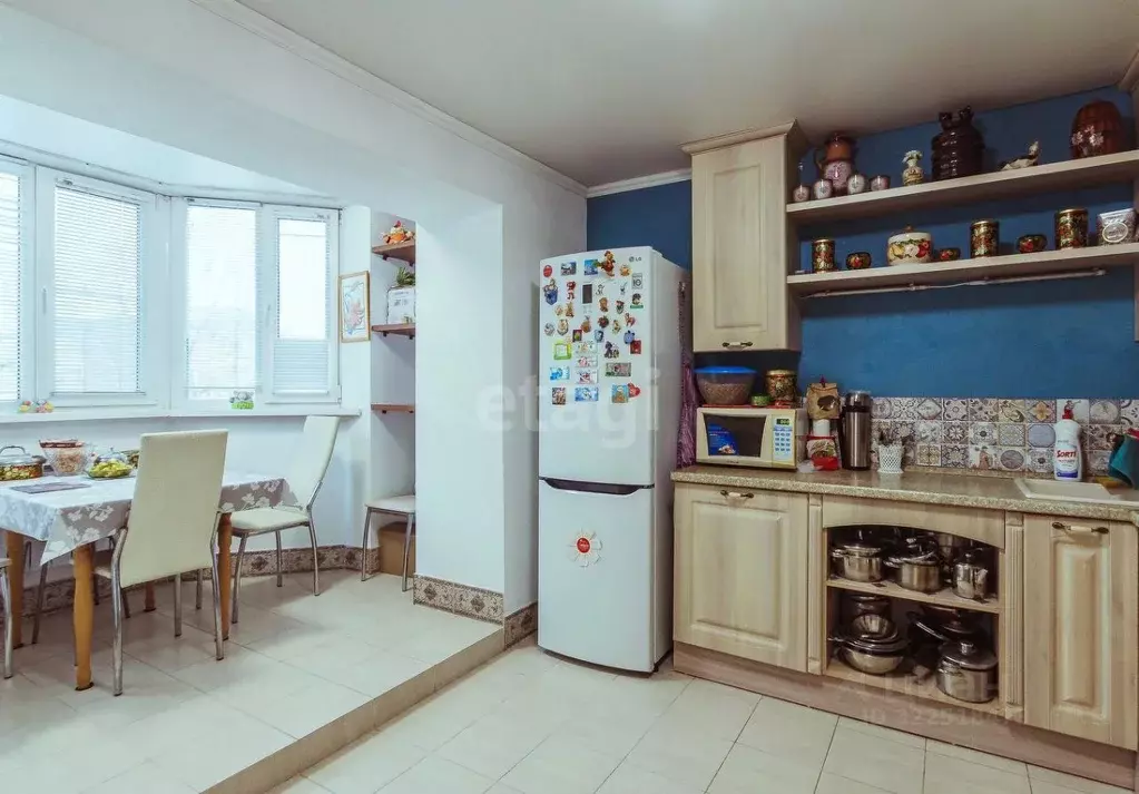 3-к кв. Вологодская область, Вологда ул. Петина, 4 (95.3 м) - Фото 1