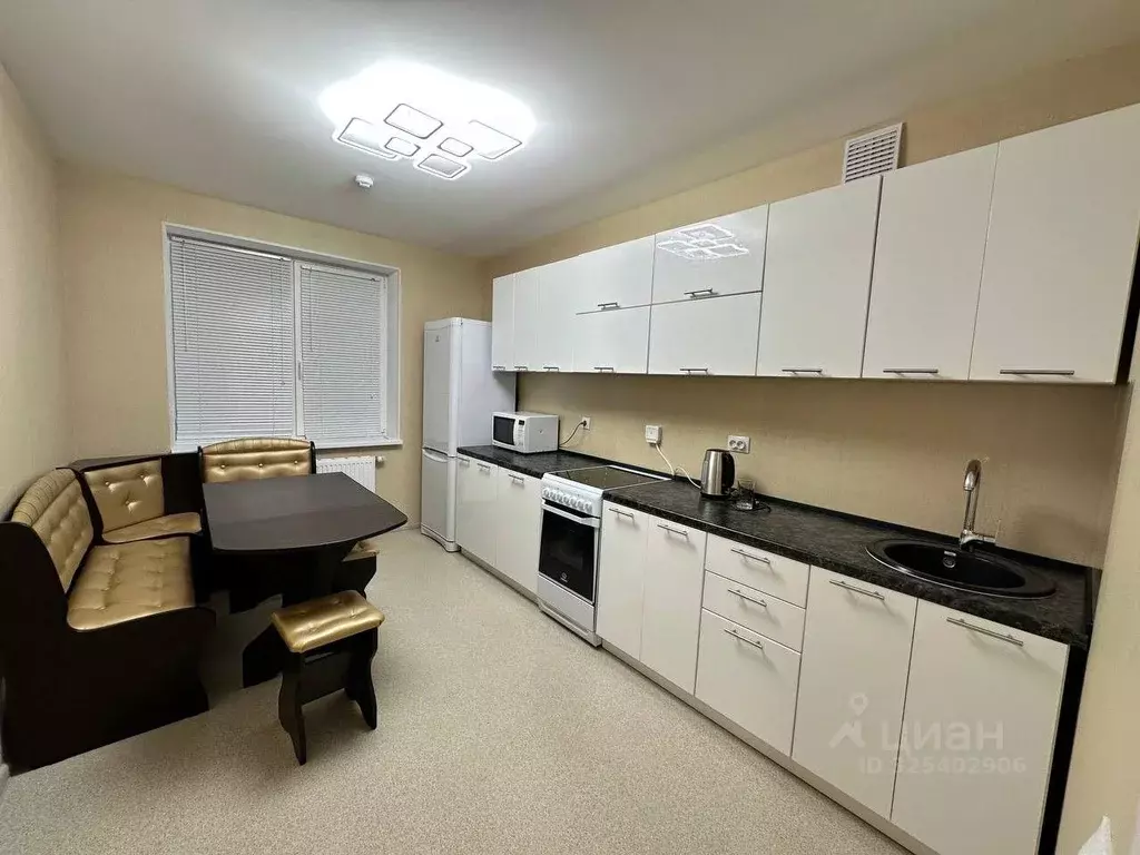 3-к кв. Санкт-Петербург Ленинский просп., 68 (75.0 м) - Фото 1