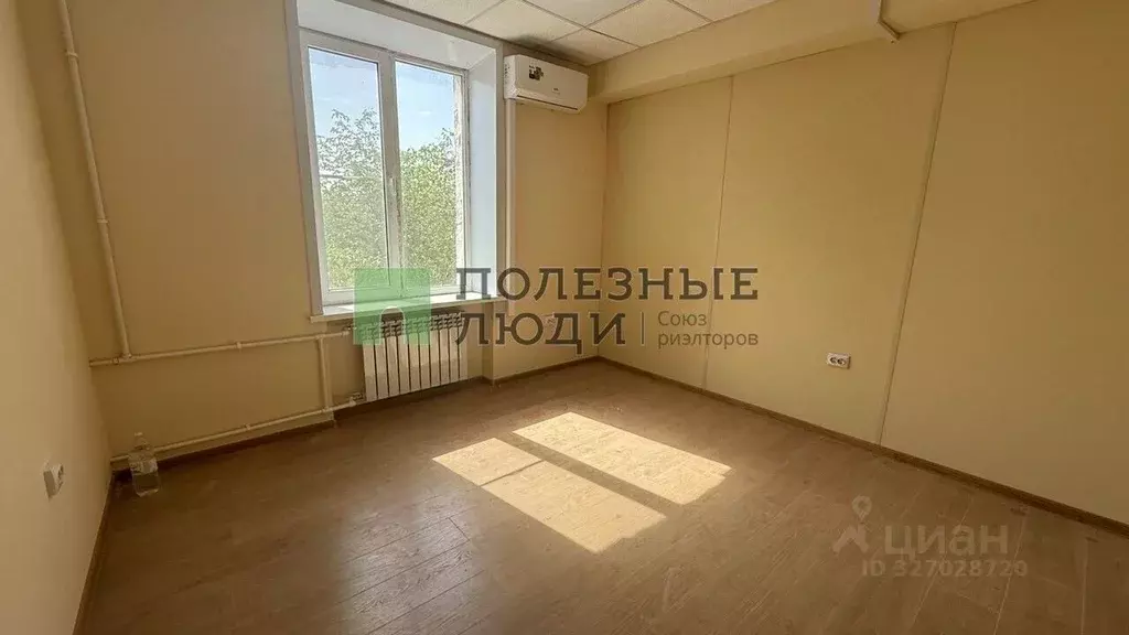Помещение свободного назначения в Астраханская область, Астрахань ул. ... - Фото 2