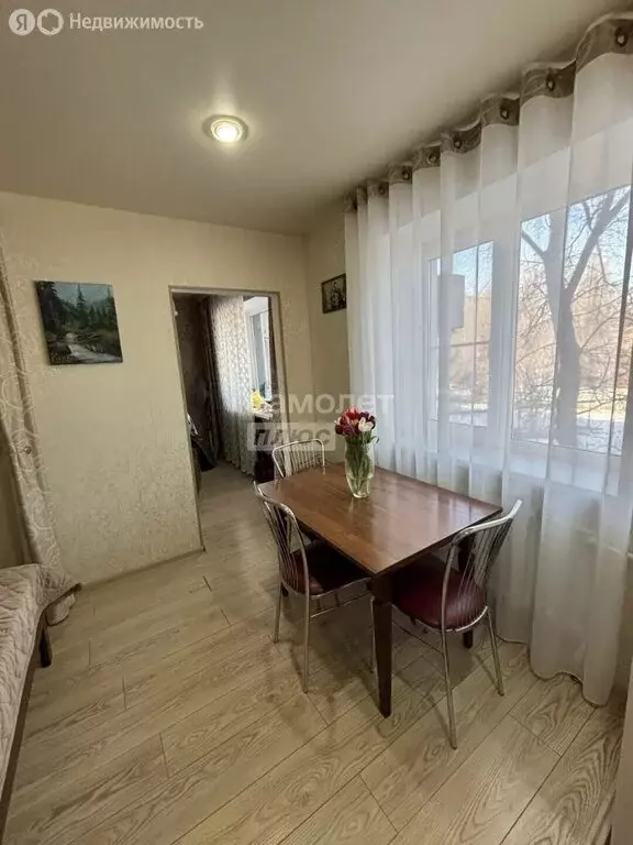 3-комнатная квартира: Михайловка, Республиканская улица, 36 (60 м) - Фото 2