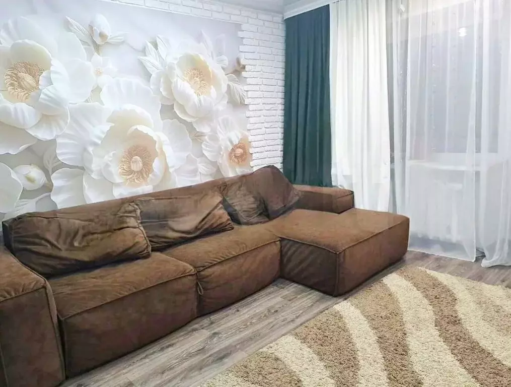 3-к кв. Хакасия, Черногорск Линейная ул., 257 (72.0 м) - Фото 1