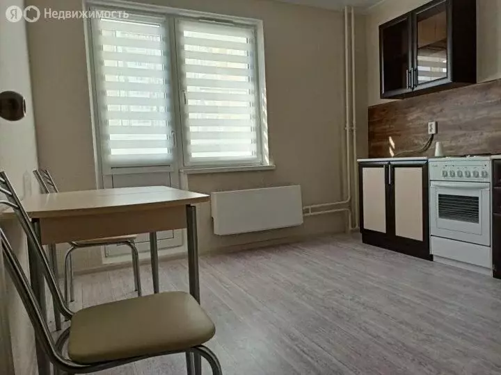 1-комнатная квартира: Ростов-на-Дону, улица Дмитрия Петрова, 8 (36 м) - Фото 0