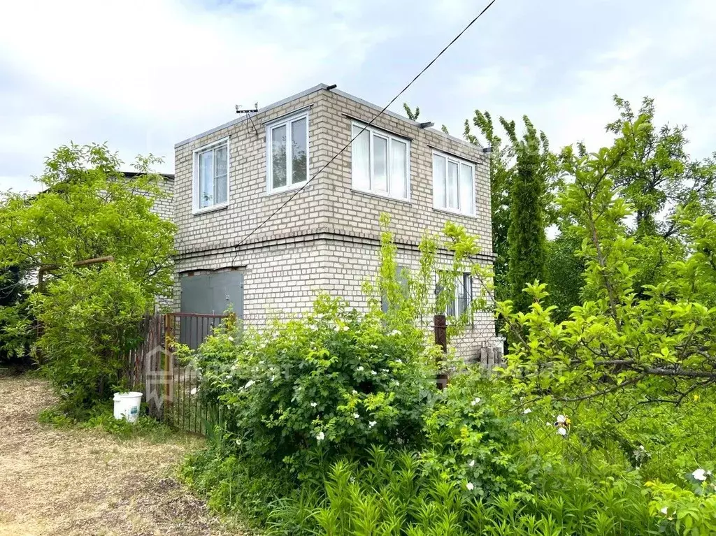 Дом в Волгоградская область, Городищенский район, Ерзовское городское ... - Фото 1