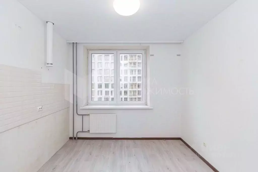 1-к кв. Тюменская область, Тюмень ул. Тимофея Чаркова, 79к3 (34.6 м) - Фото 1