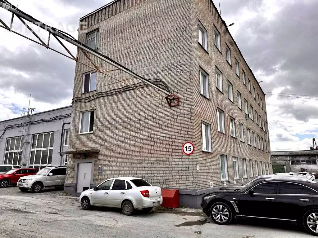 Помещение свободного назначения (135.9 м) - Фото 0