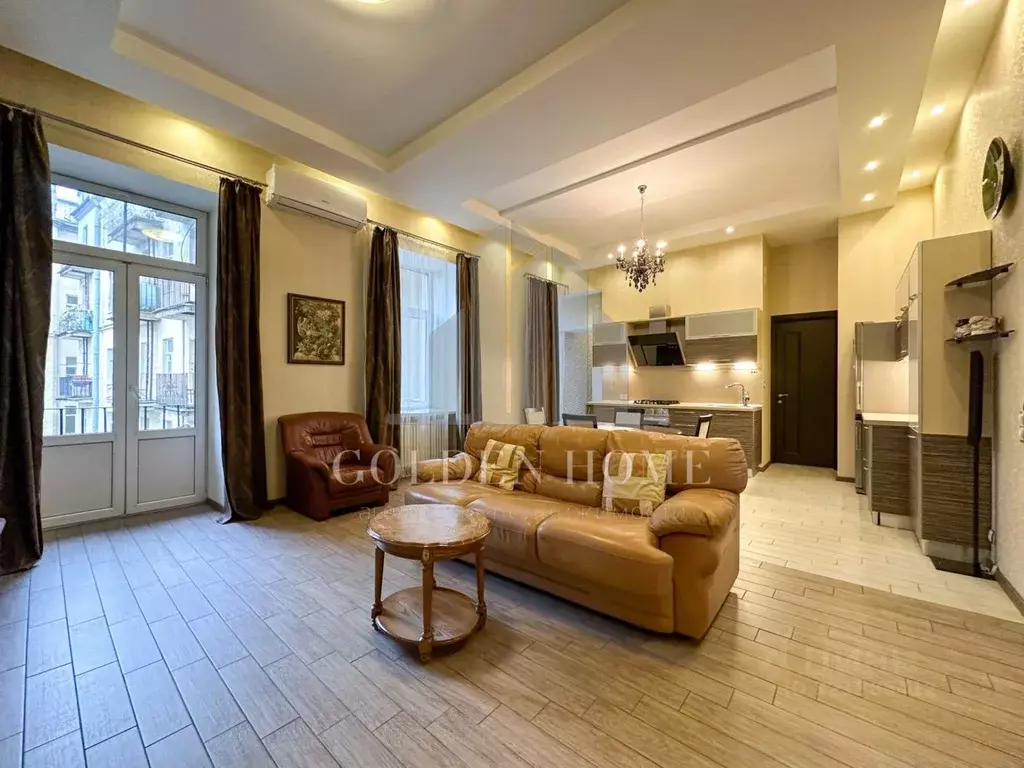 3-к кв. Санкт-Петербург ул. Белинского, 5 (90.0 м) - Фото 1