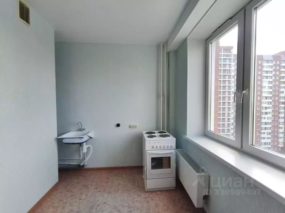 2-к кв. Пермский край, Березники Усольский-2 мкр, ул. Строителей, 10 ... - Фото 2