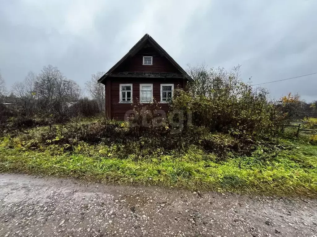 Дом в Ленинградская область, Киришский район, Будогощское городское ... - Фото 1