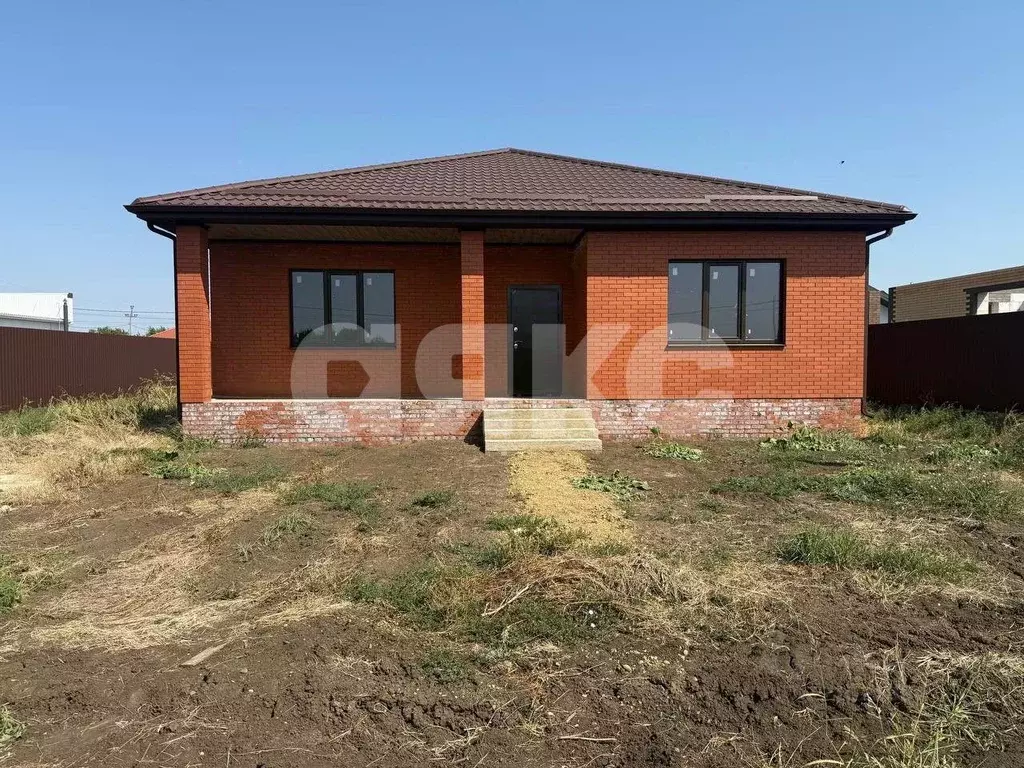 Дом в Краснодарский край, Кореновск ул. Чехова (135 м) - Фото 1