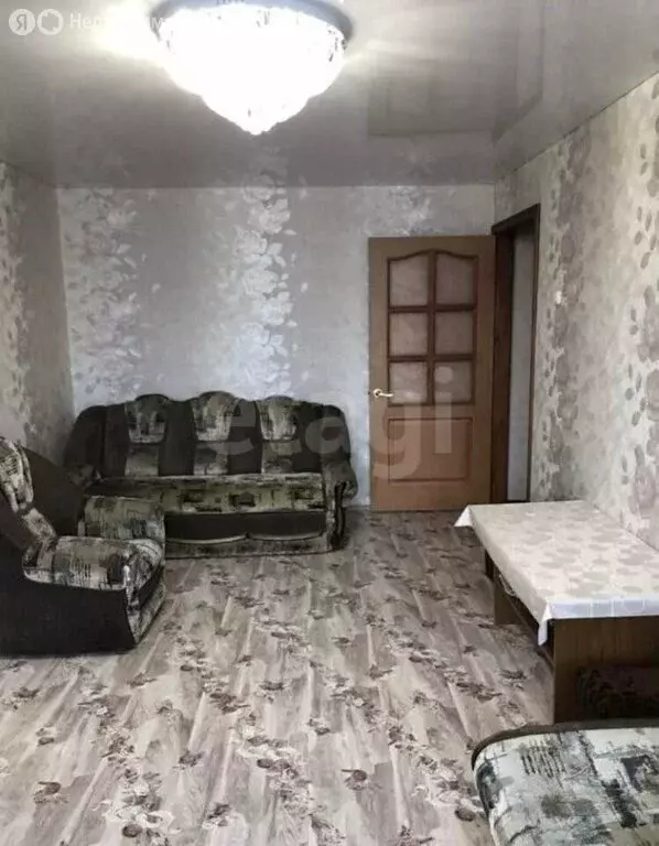 3-комнатная квартира: Златоуст, проспект имени Ю.А. Гагарина, 8-я ... - Фото 2