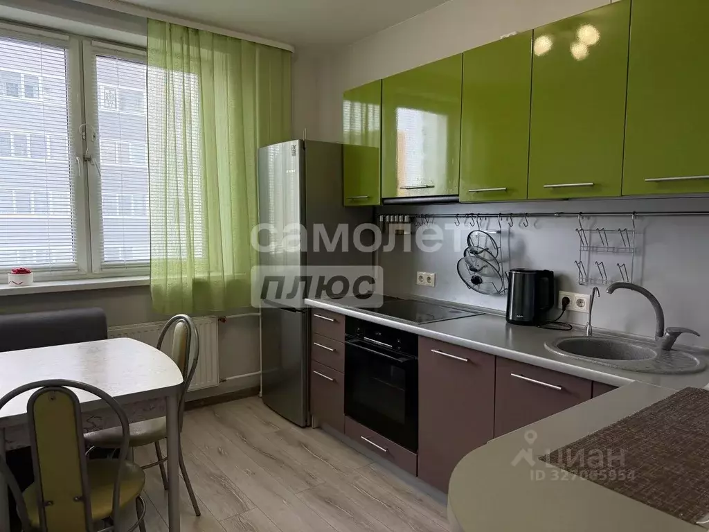 2-к кв. Тюменская область, Тюмень Велижанская ул., 68к1 (59.9 м) - Фото 1