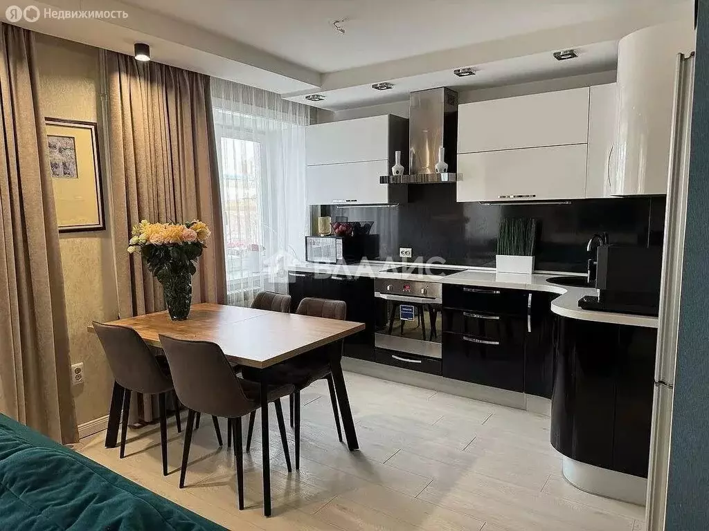 3-комнатная квартира: Улан-Удэ, улица Калашникова, 16 (70 м) - Фото 1