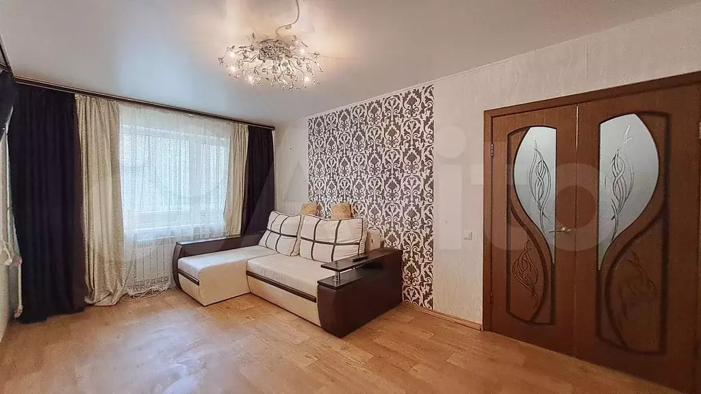 2-к. квартира, 50 м, 1/9 эт. - Фото 0