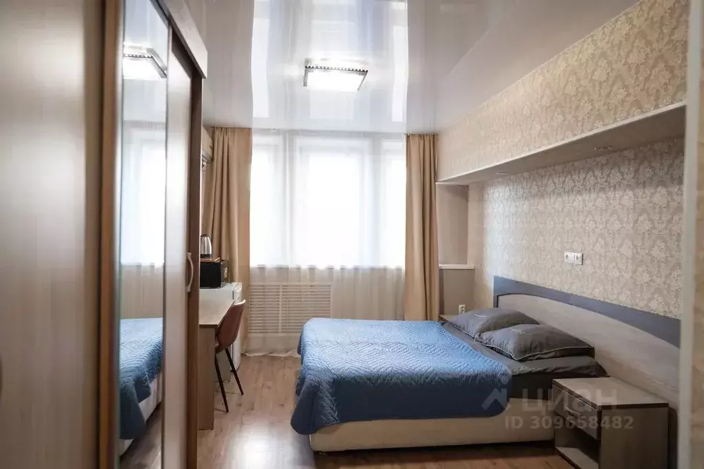 Комната Приморский край, Владивосток Океанский просп., 15А - Фото 1