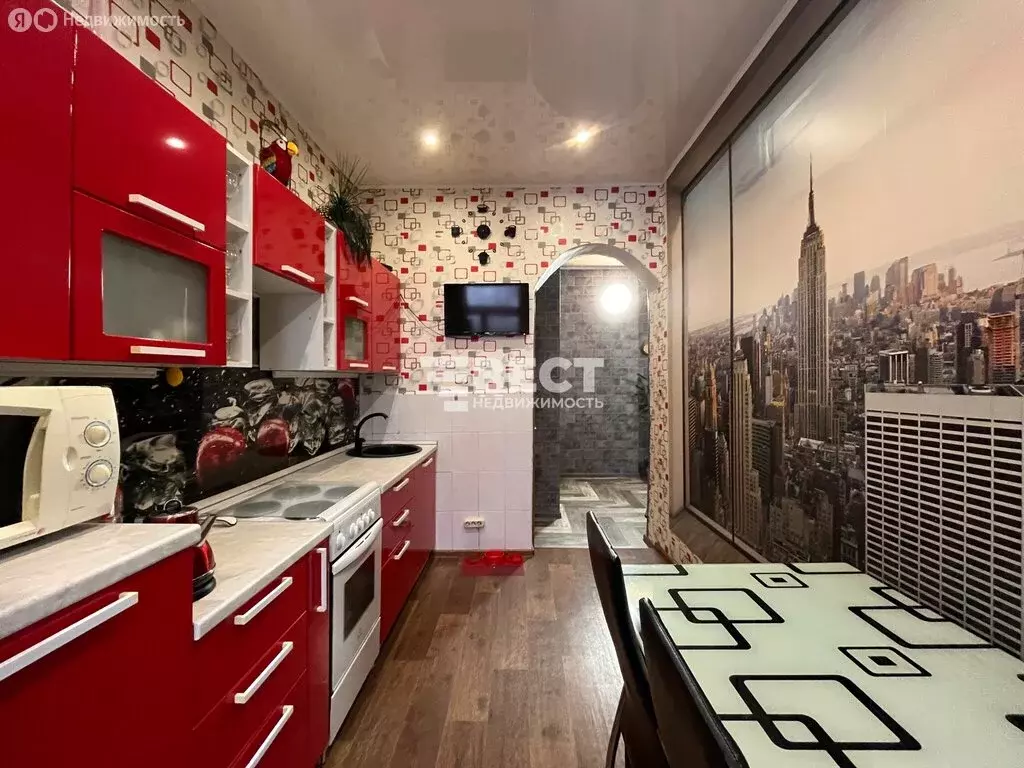 3-комнатная квартира: Ленинск-Кузнецкий, улица Горького, 10 (63.7 м) - Фото 2