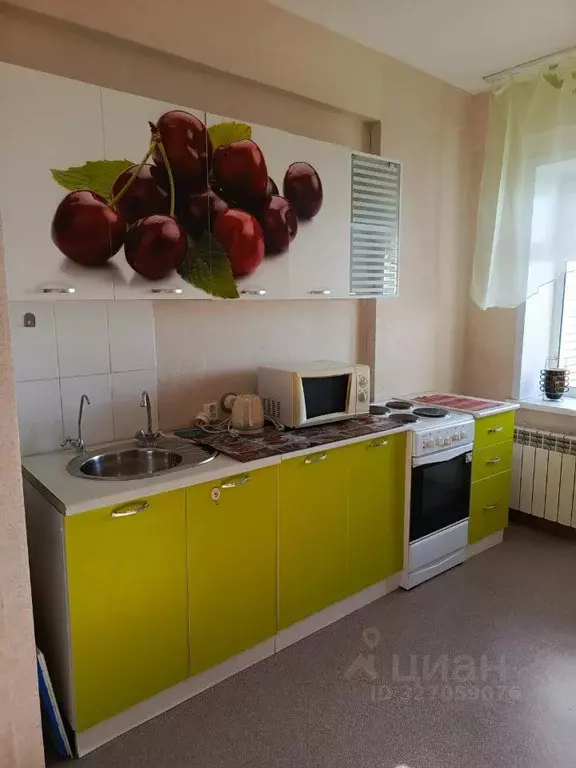 1-к кв. Татарстан, Альметьевск просп. Изаила Зарипова, 9 (35.0 м) - Фото 1