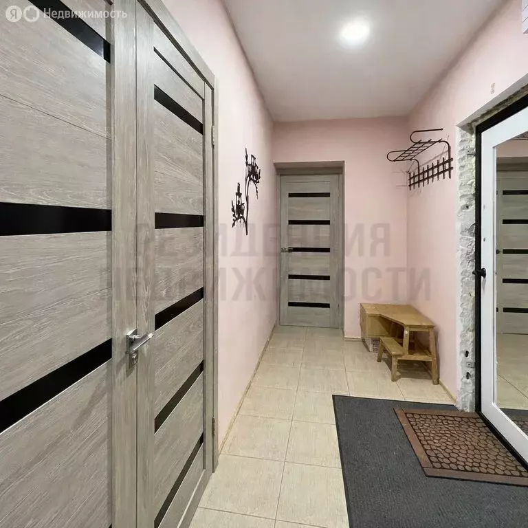 3-комнатная квартира: Самара, улица Советской Армии, 203 (89 м) - Фото 1