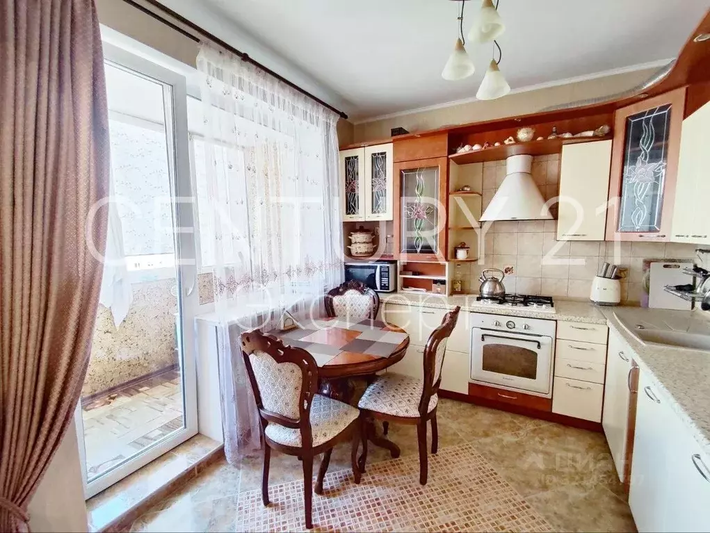 3-к кв. Калининградская область, Калининград ул. Виктора Гакуна, 8 ... - Фото 2