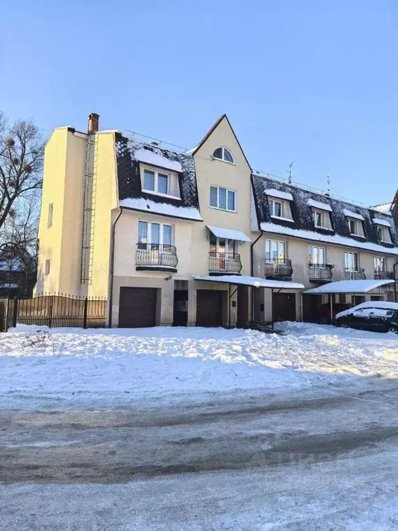 Таунхаус в Калининградская область, Калининград просп. Мира, 176 (151 ... - Фото 1