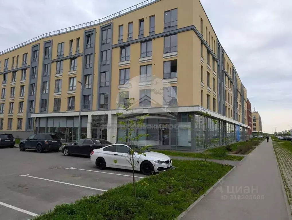 Торговая площадь в Санкт-Петербург пос. Шушары, ул. Нины Петровой, 8к1 ... - Фото 0