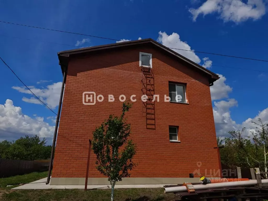 Дом в Рязанская область, Спасский район, Троицкое с/пос, с. Троица ул. ... - Фото 0