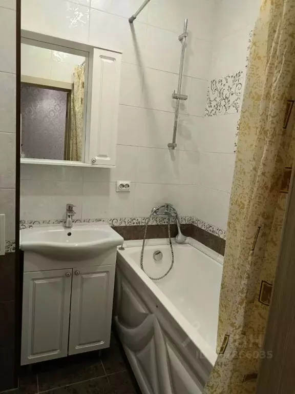2-к кв. Омская область, Омск ул. Крупской, 14к2 (48.0 м) - Фото 0