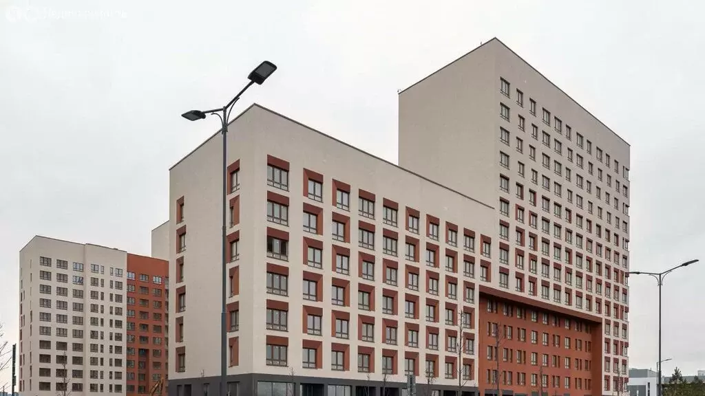 2-комнатная квартира: Екатеринбург, бульвар Вдохновения, 4 (42 м) - Фото 1