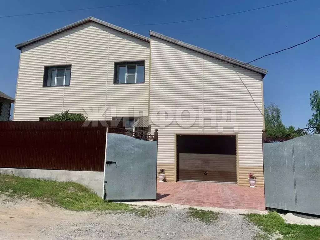 Дом в Новосибирская область, Бердск ул. Тенистая (225 м) - Фото 0