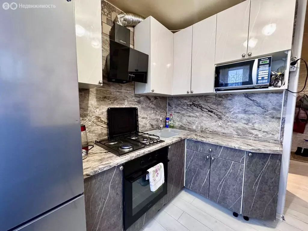 3-комнатная квартира: Серпухов, проезд Мишина, 20 (49 м) - Фото 2