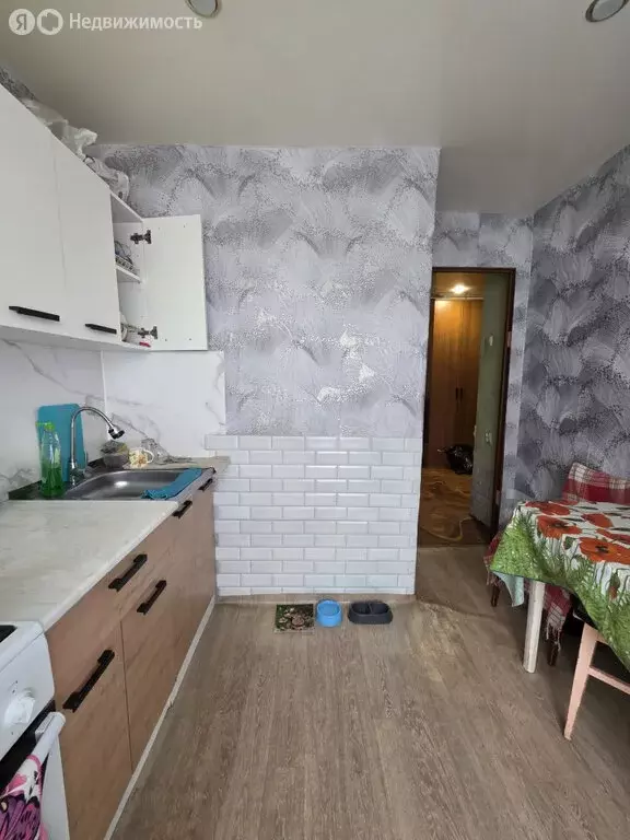 4-комнатная квартира: Пермь, улица Репина, 70 (62.7 м) - Фото 2