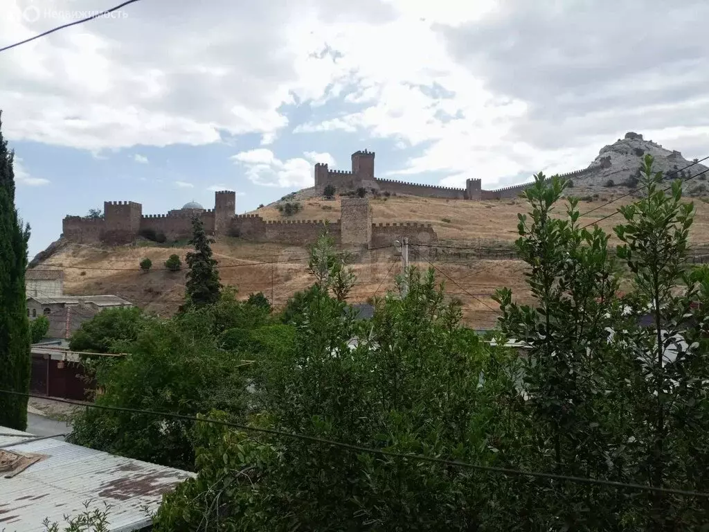 Дом в Судак, Рыбачья улица (229.7 м) - Фото 1