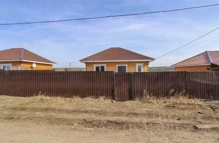 Дом в Иркутская область, Иркутский муниципальный округ, д. Куда ул. ... - Фото 0