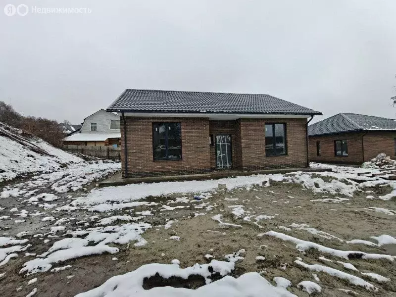 Дом в село Тазово, Мирная улица (108 м) - Фото 1