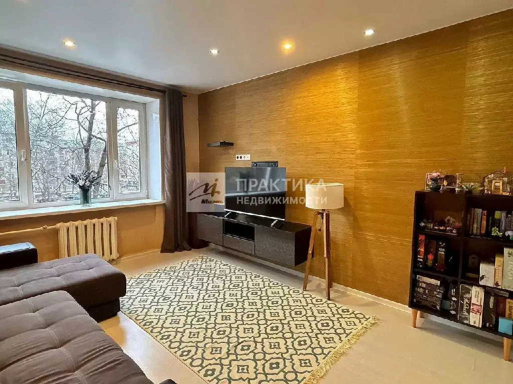 Продается 2-комнатная квартира - Фото 1