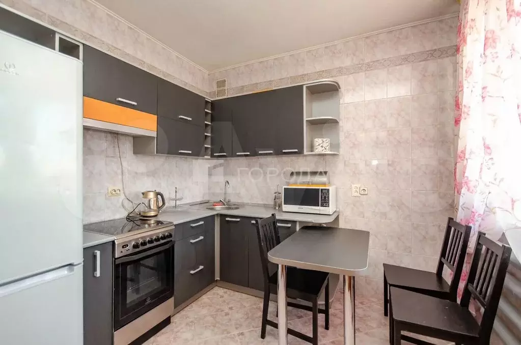 2-к. квартира, 56 м, 5/14 эт. - Фото 0