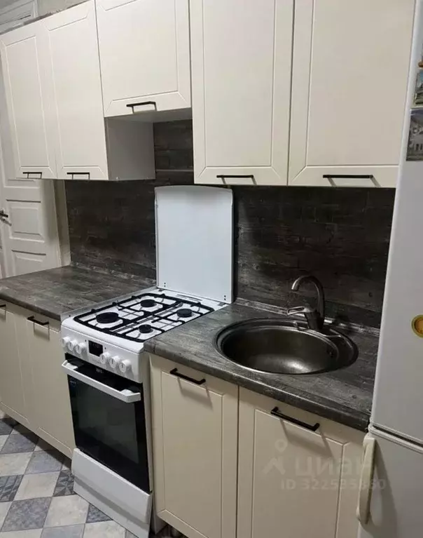 Дом в Краснодарский край, Горячий Ключ Октябрьская ул., 117 (53 м) - Фото 1