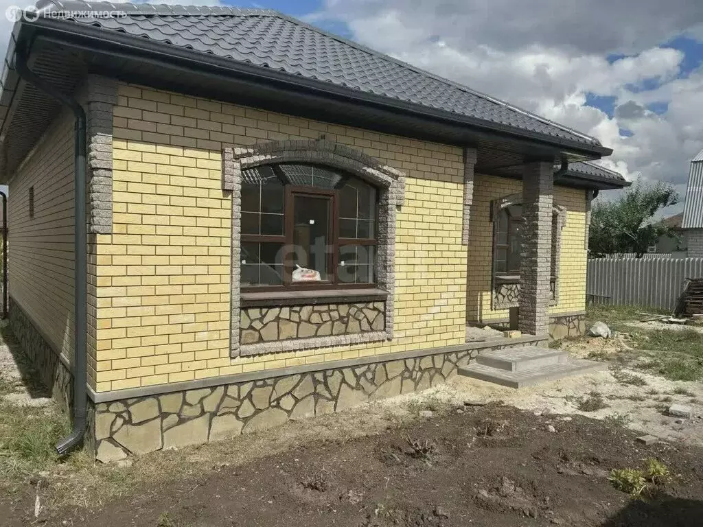 Дом в село Шишино, Цветочная улица (115 м) - Фото 2