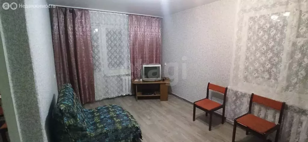 1-комнатная квартира: Чебоксары, улица Чапаева, 11 (30 м) - Фото 2