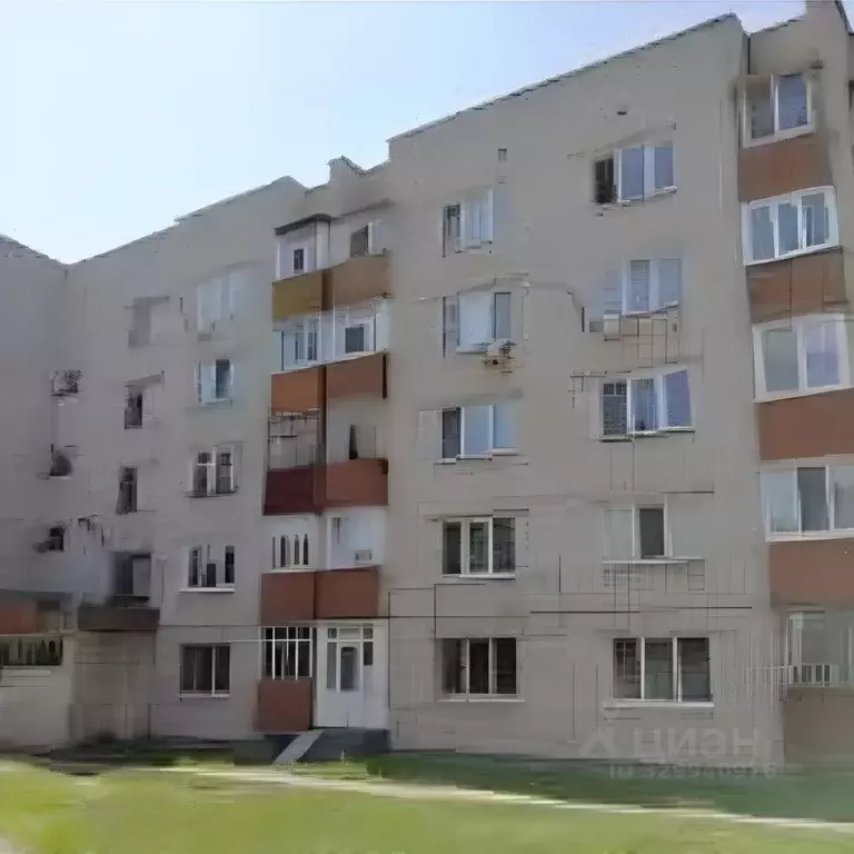1-к кв. Татарстан, Зеленодольск Комсомольская ул., 3 (30.0 м) - Фото 1