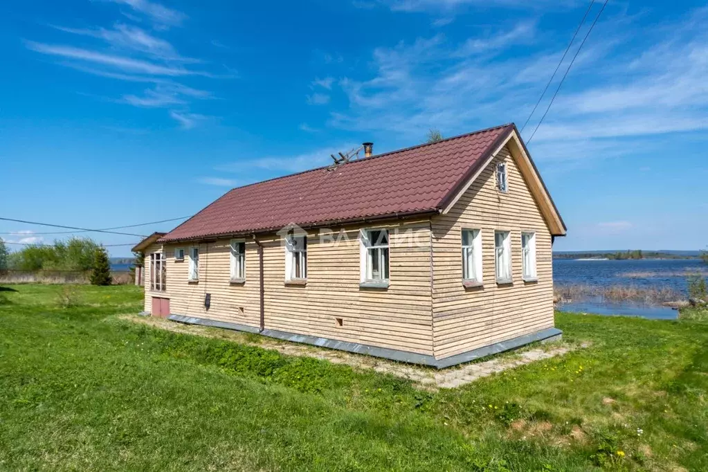Дом в Карелия, Кондопожский район, Янишпольское с/пос, д. Кодостров  ... - Фото 1