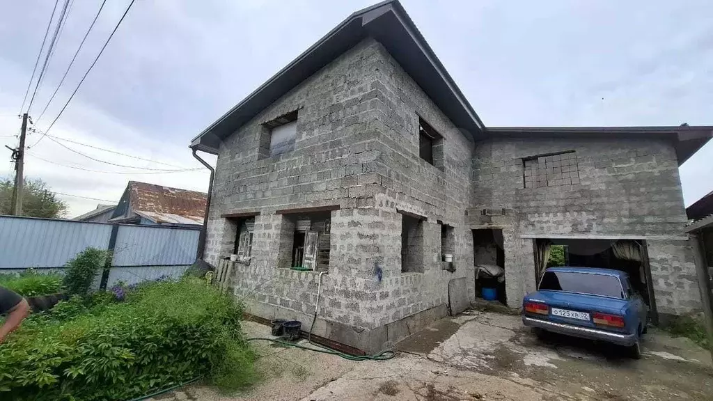 Дом 200 м на участке 1 сот. - Фото 0