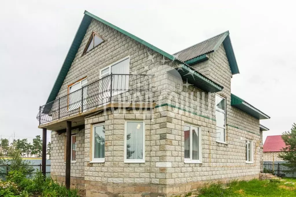 Коттедж в Омская область, Кормиловка рп ул. Энтузиастов, 19 (280 м) - Фото 2