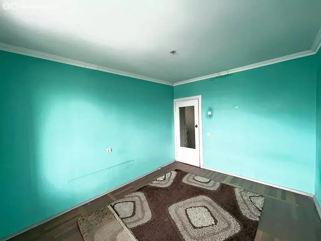 3-комнатная квартира: Нальчик, улица Калинина, 250Б (70 м) - Фото 2